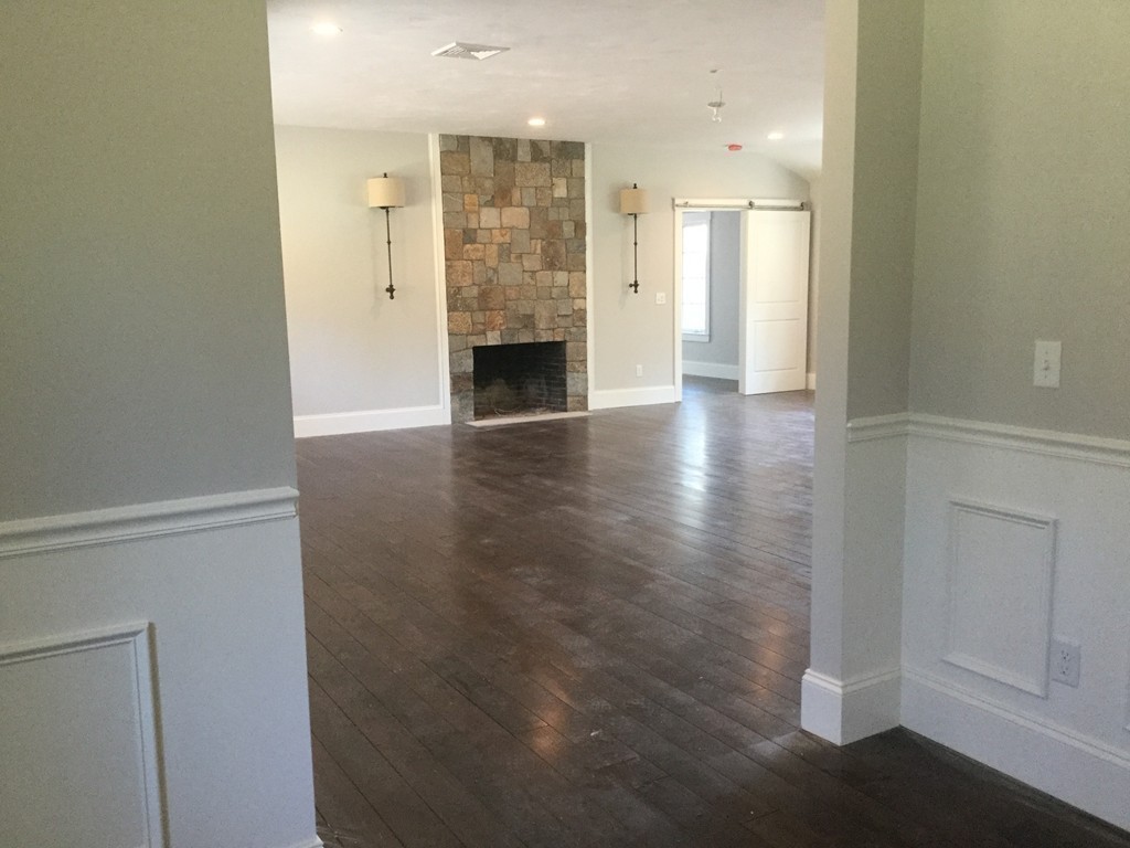 7 Lincoln Road Wayland, MA 01778 - Photo 7 of 13 Gallery Image 7