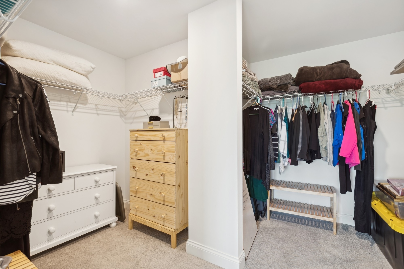 1142 Glengary Court Crystal Lake, IL 60012 - Photo 14 of 24 a view of walk in closet