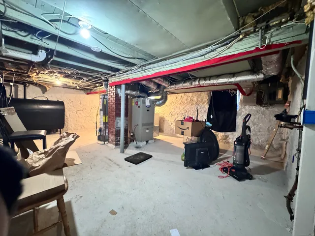 $380,000 | 71 Oakland Street, Stratford, CT 06615