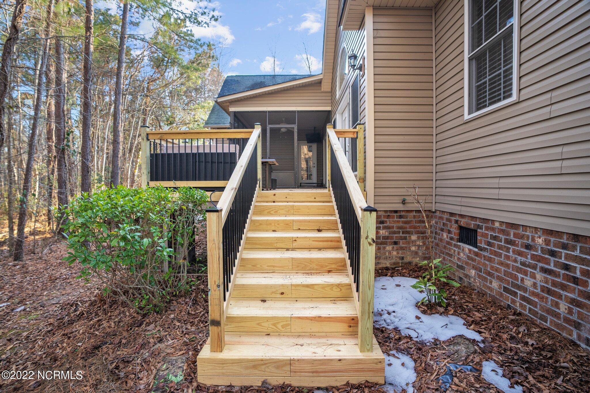 121 Friburg Road New Bern, NC 28562 - Photo 8 of 51 8-web-or-mls-A1C01459