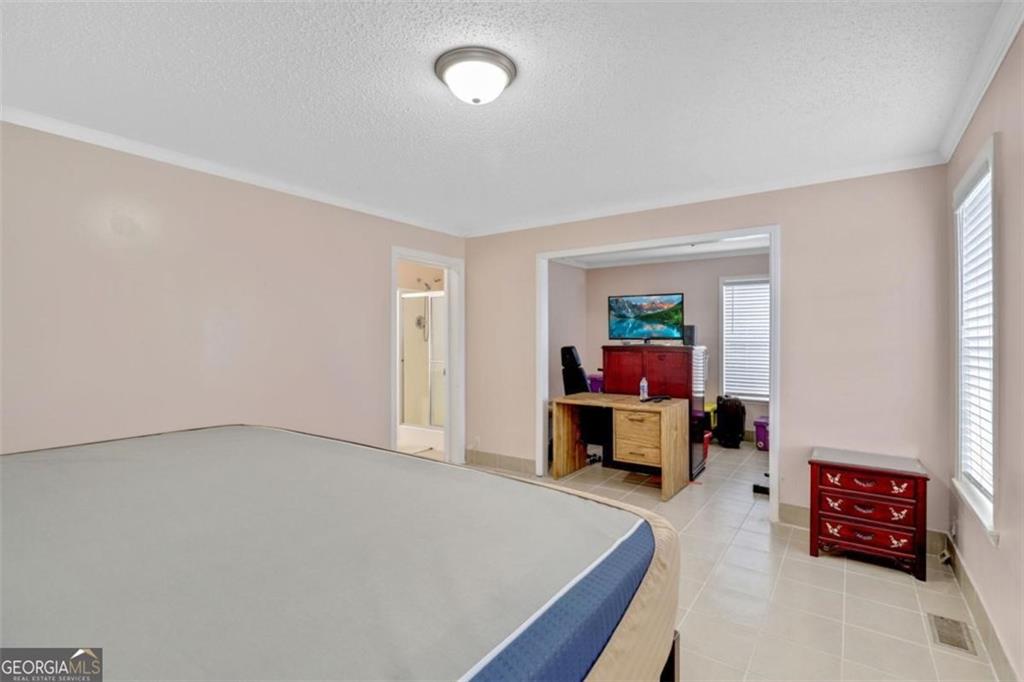 397 Reed Brawner Road Royston, GA 30662 - Photo 11 of 35 a living room with furniture and a wooden floor