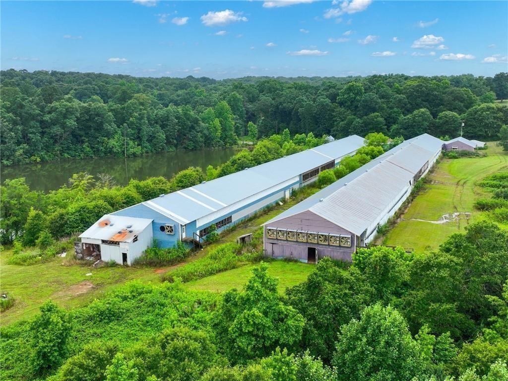397 Reed Brawner Road Royston, GA 30662 - Photo 3 of 33 a view of a house with a big yard