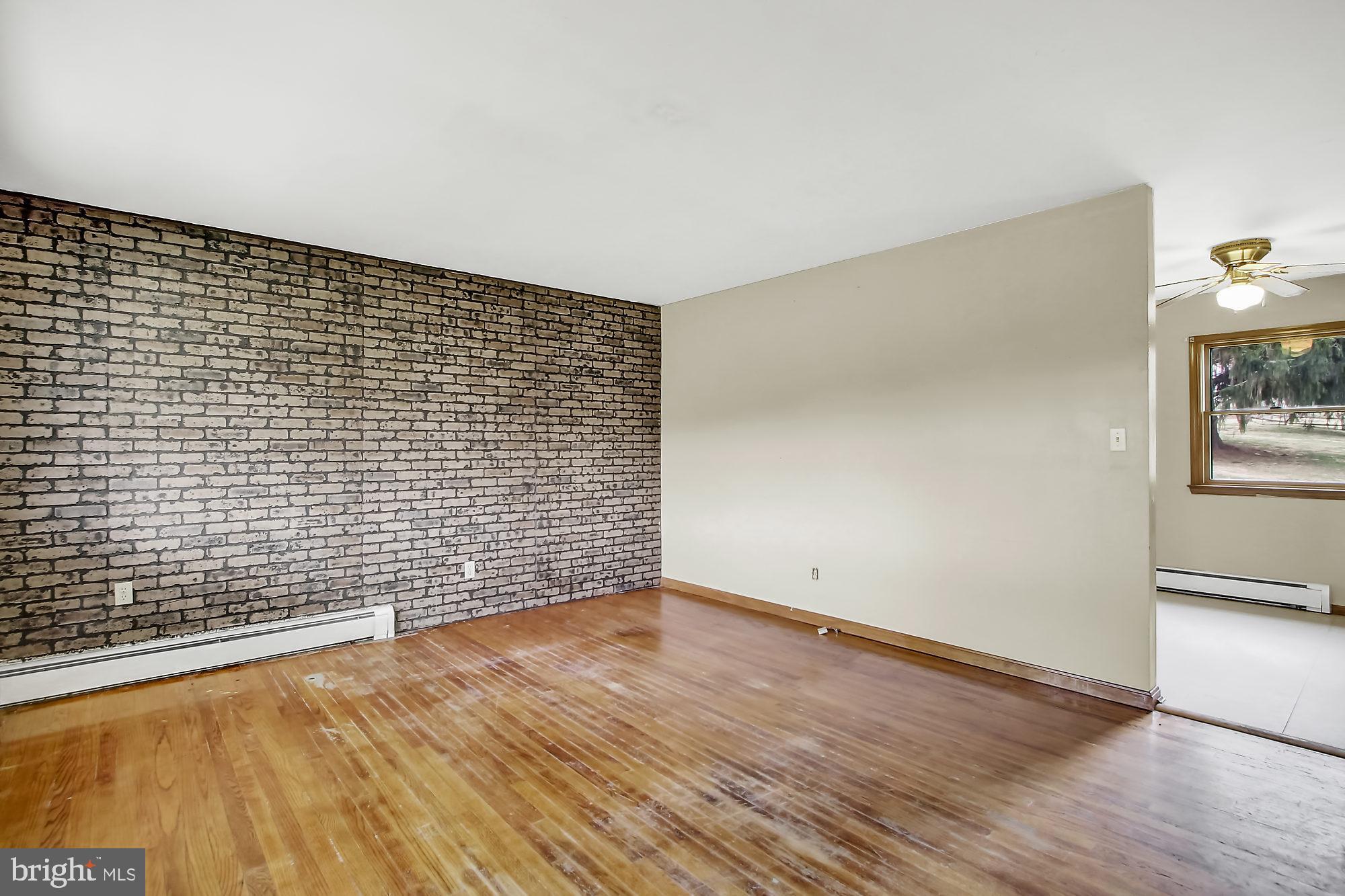 396 Sanders Road Fairfield, PA 17320 - Photo 3 of 25 Gallery Image 3