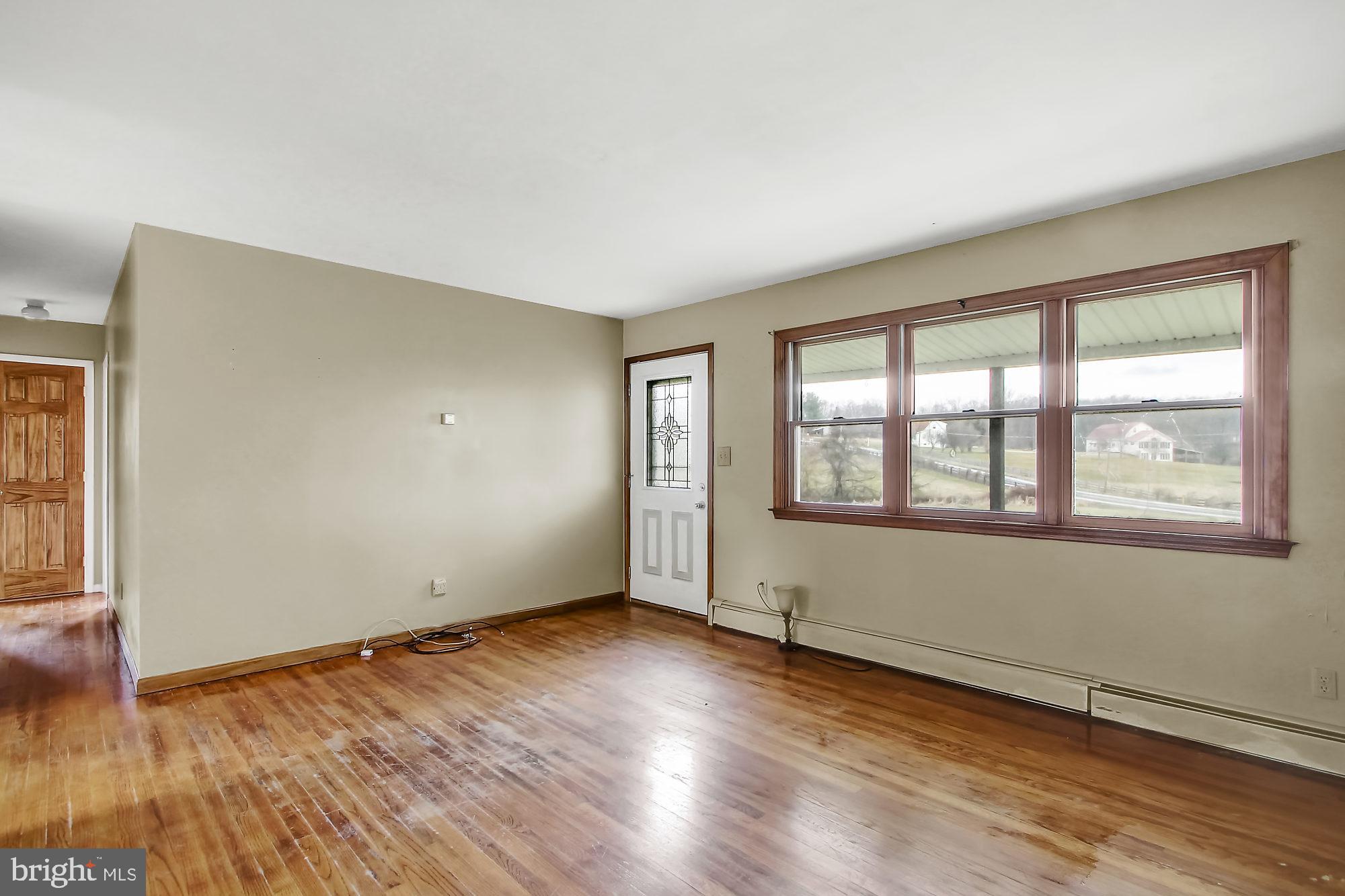 396 Sanders Road Fairfield, PA 17320 - Photo 4 of 25 Gallery Image 4
