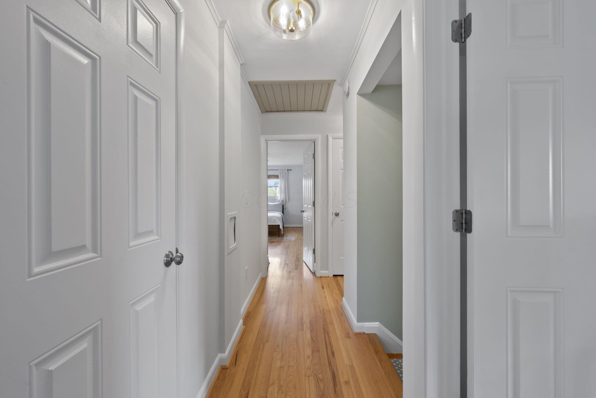 3170 Brandon Road Upper Arlington, OH 43221 - Photo 61 of 104 upstairs hall