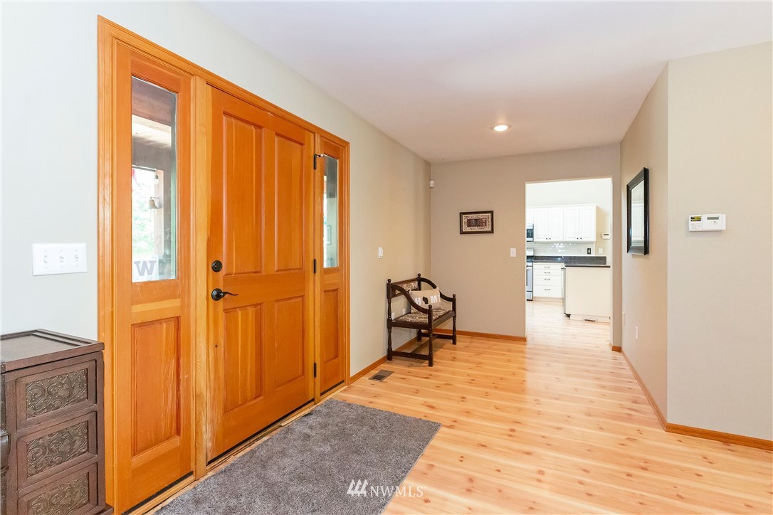 20408 Patterson Road East Orting, WA 98360 - Photo 3 of 25