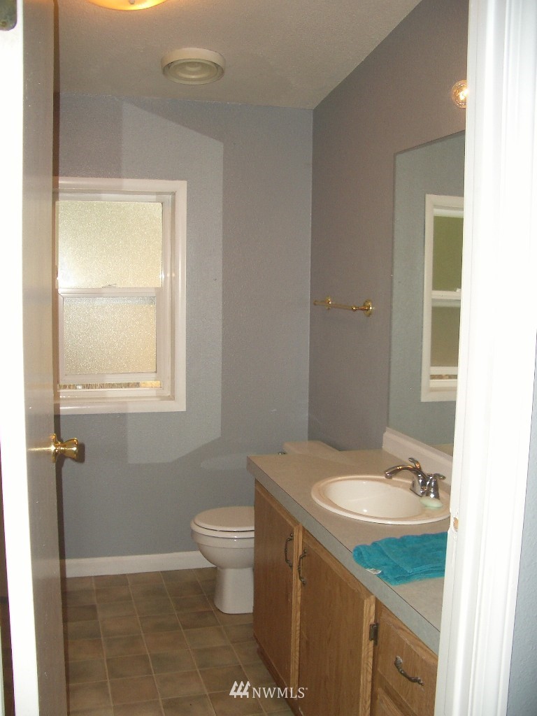 7012 Southeast Arcadia Road Shelton, WA 98584 - Photo 8 of 16 Gallery Image 8