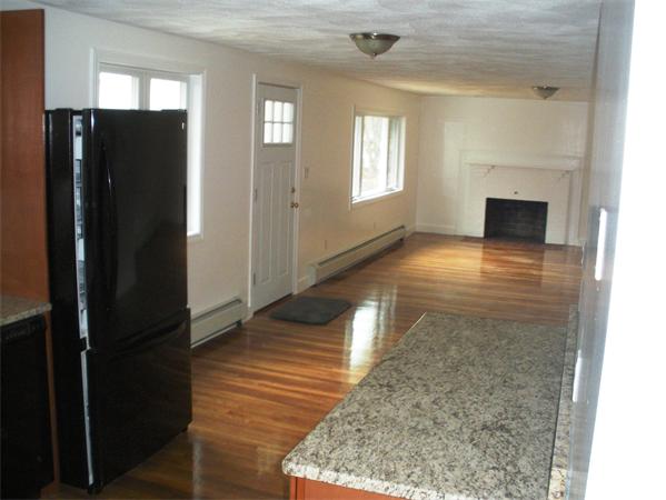 7 McIntyre Road Saugus, MA 01906 - Photo 4 of 12 Gallery Image 4
