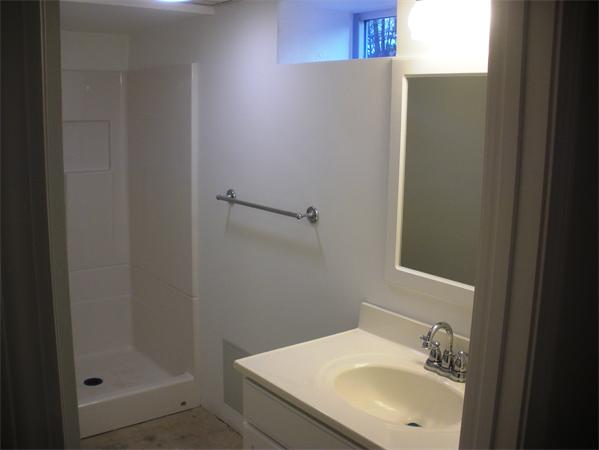 7 McIntyre Road Saugus, MA 01906 - Photo 6 of 12 Gallery Image 6