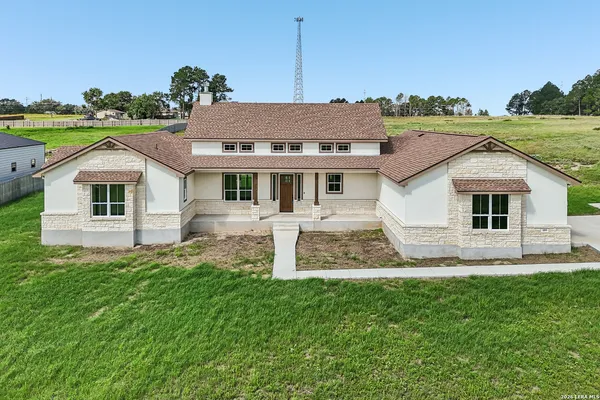 $535,000 | 109 Medora Branch, Floresville, TX 78114