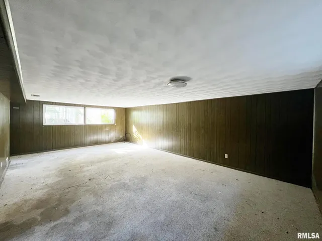 $99,900 | 2824 West Rohmann Avenue, West Peoria, IL 61604