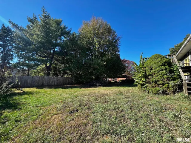 $99,900 | 2824 West Rohmann Avenue, West Peoria, IL 61604