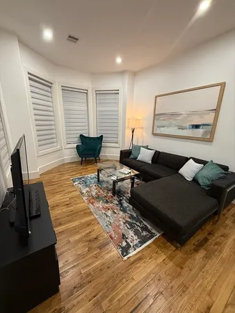 $5,800 | 120 Regent Street, Unit 5, Boston, MA 02119