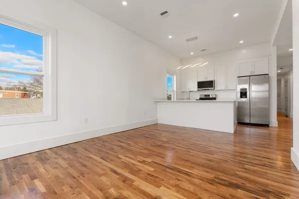 $5,800 | 120 Regent Street, Unit 5, Boston, MA 02119