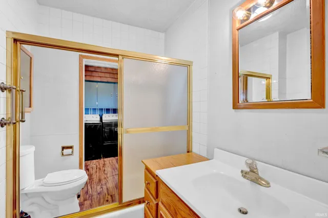 $224,000 | 2127 Washington Avenue, Bedford, IN 47421