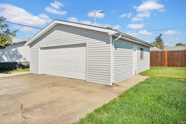 $224,000 | 2127 Washington Avenue, Bedford, IN 47421