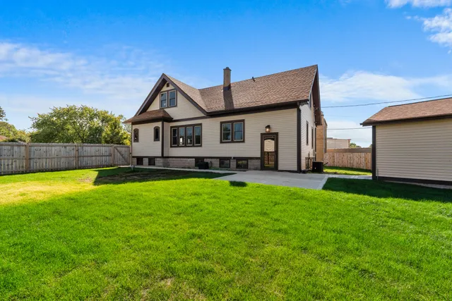 $325,000 | 7528 Beloit Road, West Allis, WI 53219