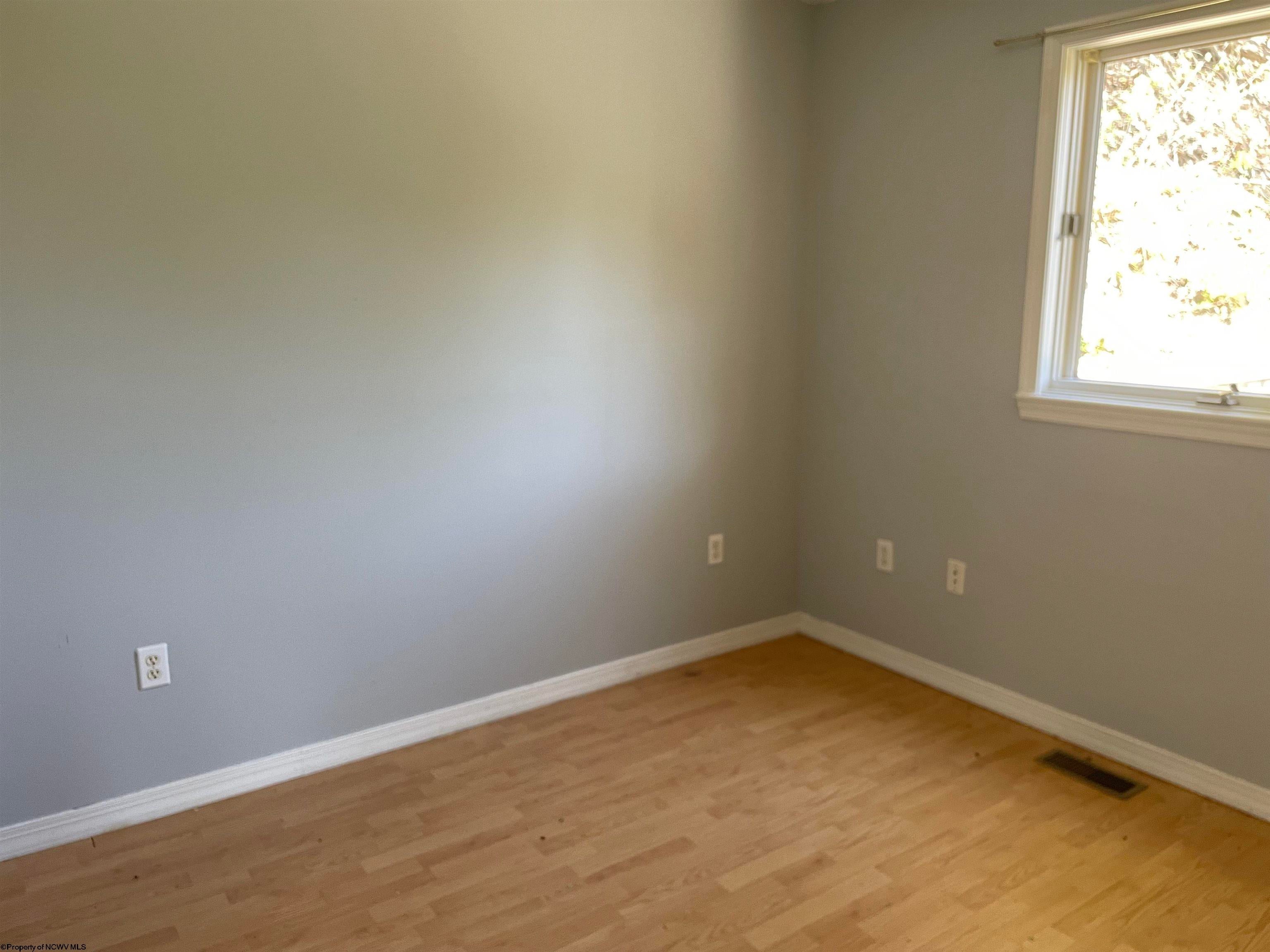 1914 Georgetown Road Elkins, WV 26241 - Photo 9 of 17 Gallery Image 9