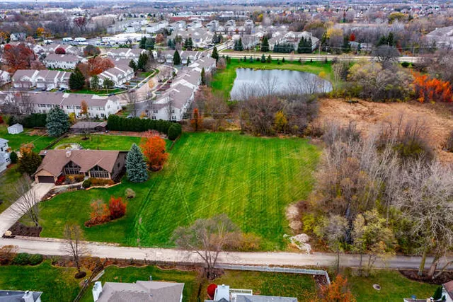 an aerial view of tennis court