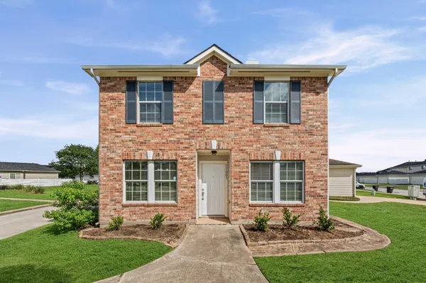 $2,100 | 11803 Long Wood Garden Drive, Houston, TX 77047