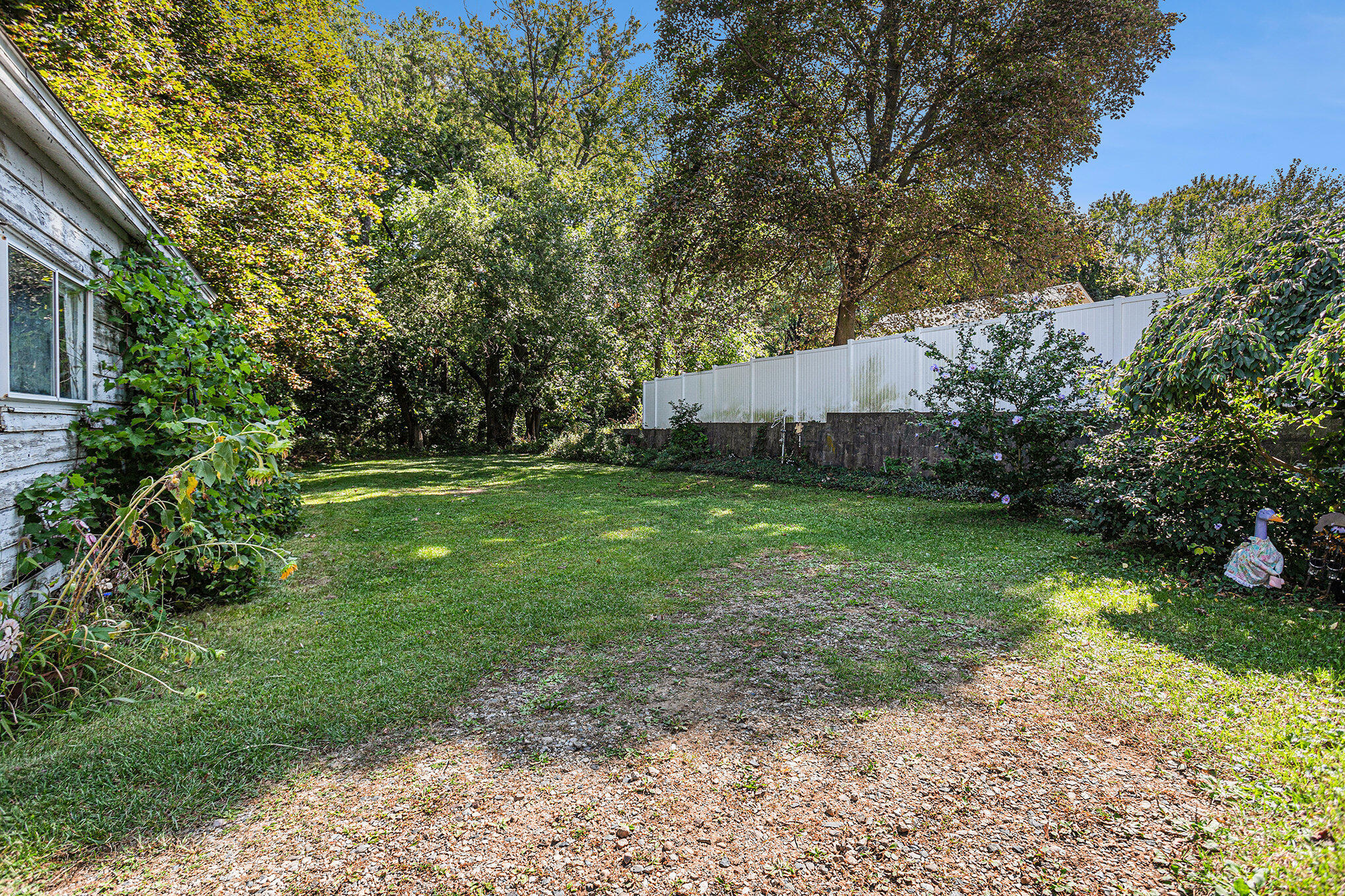 294 North 20th Street Springfield, MI 49037 - Photo 19 of 20 019__mg_4549_161