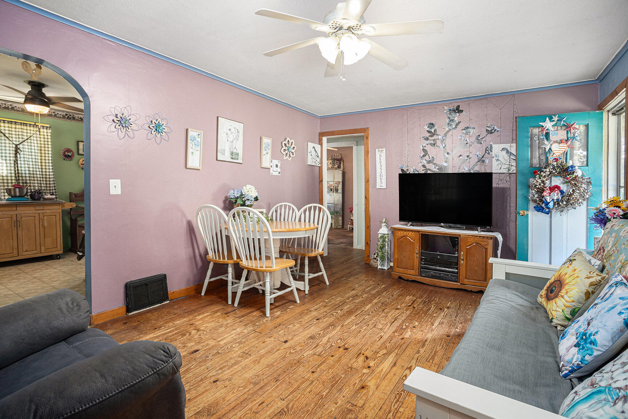 294 North 20th Street Springfield, MI 49037 - Photo 5 of 20 005__mg_4519_58