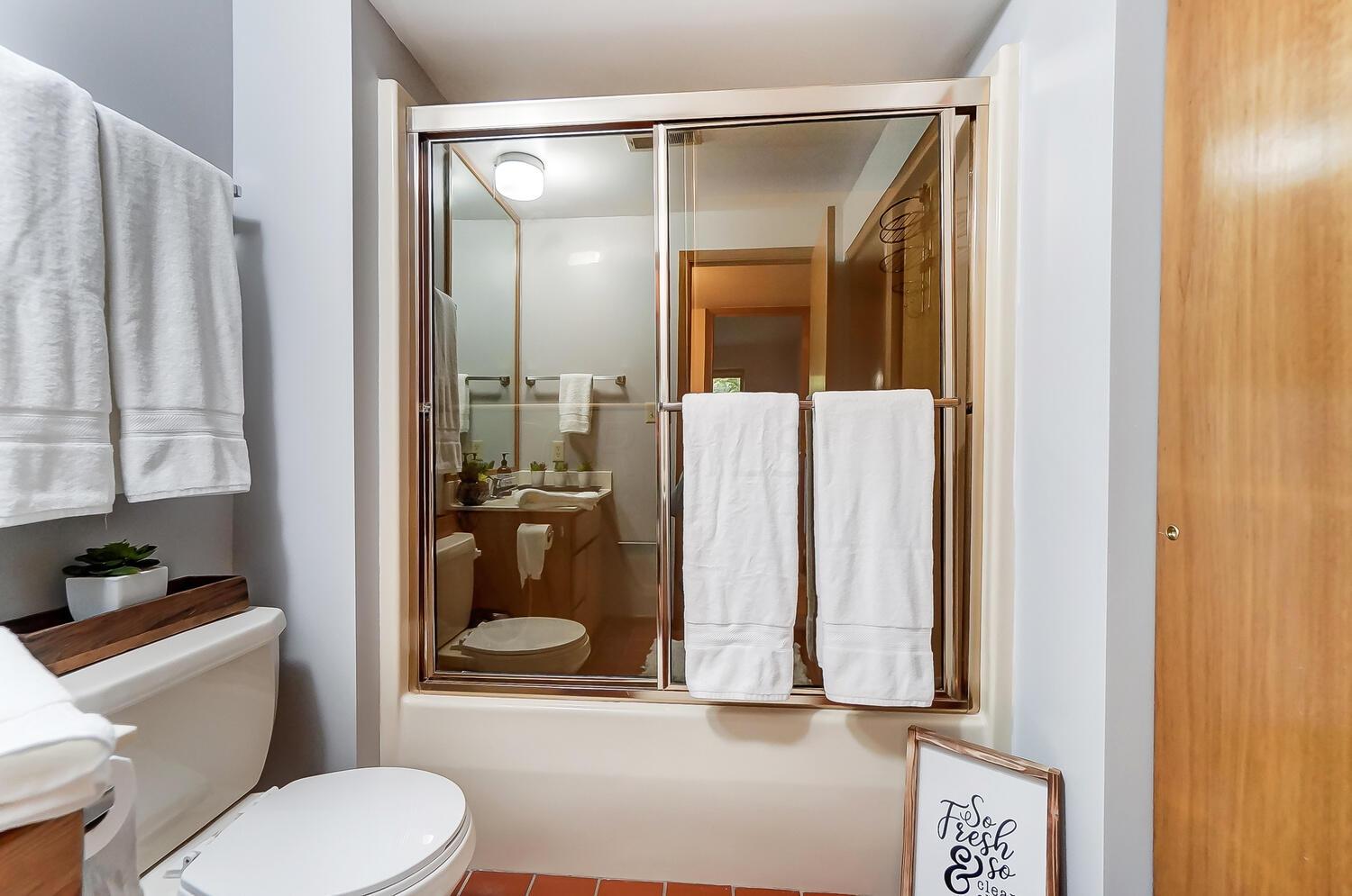 3651 Patrick Road Sunbury, OH 43074 - Photo 58 of 74 Second Full Bathroom