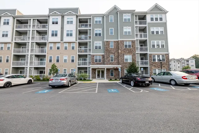 $649,900 | 260 Martins Landing, Unit 508, North Reading, MA 01864
