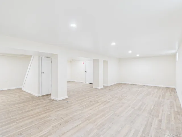 $1,035,000 | 51-10 Little Neck Parkway | Little Neck