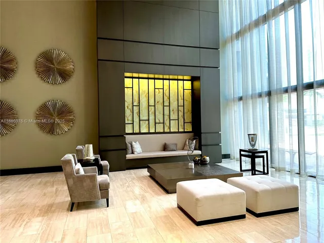 $5,950 | 5252 Northwest 85th Avenue, Unit 1702, Doral, FL 33166