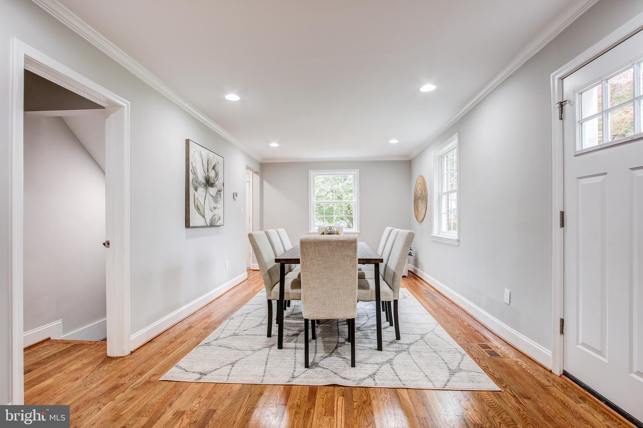10004 Quinby Street Silver Spring, MD 20901 - Photo 23 of 40 Amazingly spacious dining room