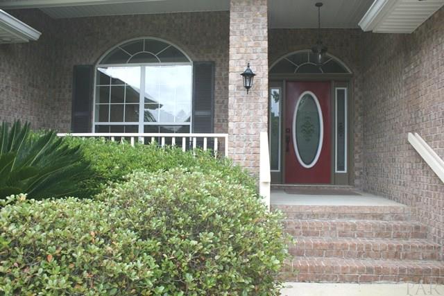 438 Turnberry Road Cantonment, FL 32533 - Photo 4 of 30 Gallery Image 4