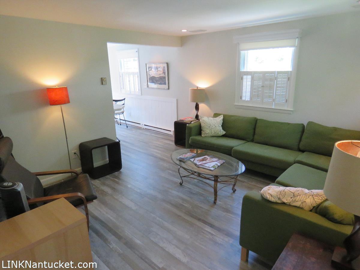 159 B Main Street, Unit 2 Nantucket, MA 02554 - Photo 6 of 13 Gallery Image 6