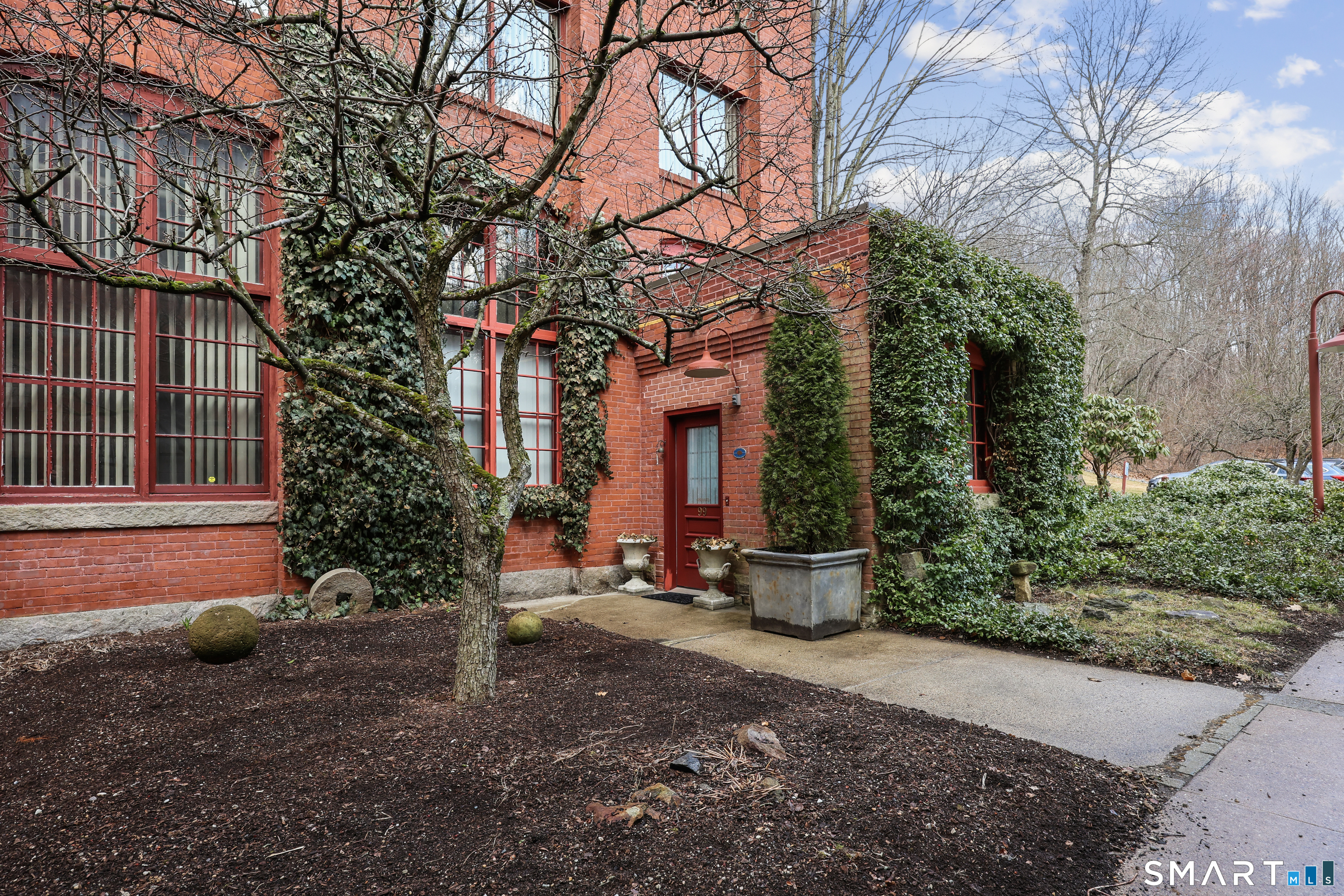 839 Main Street, Unit 99 Torrington, CT 06790 - Photo 1 of 40