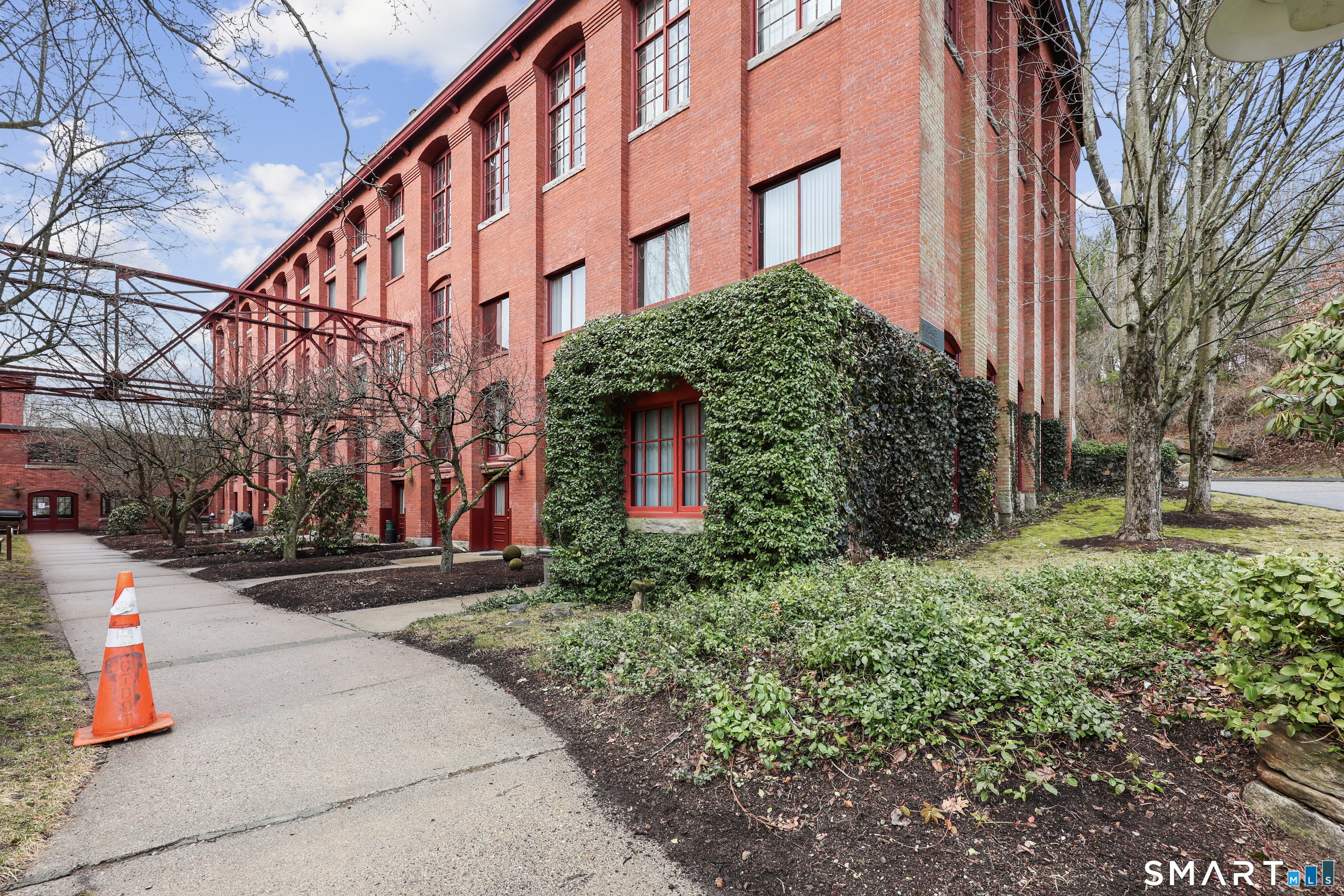 839 Main Street, Unit 99 Torrington, CT 06790 - Photo 2 of 40