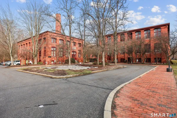 $249,900 | 839 Main Street, Unit 99, Torrington, CT 06790