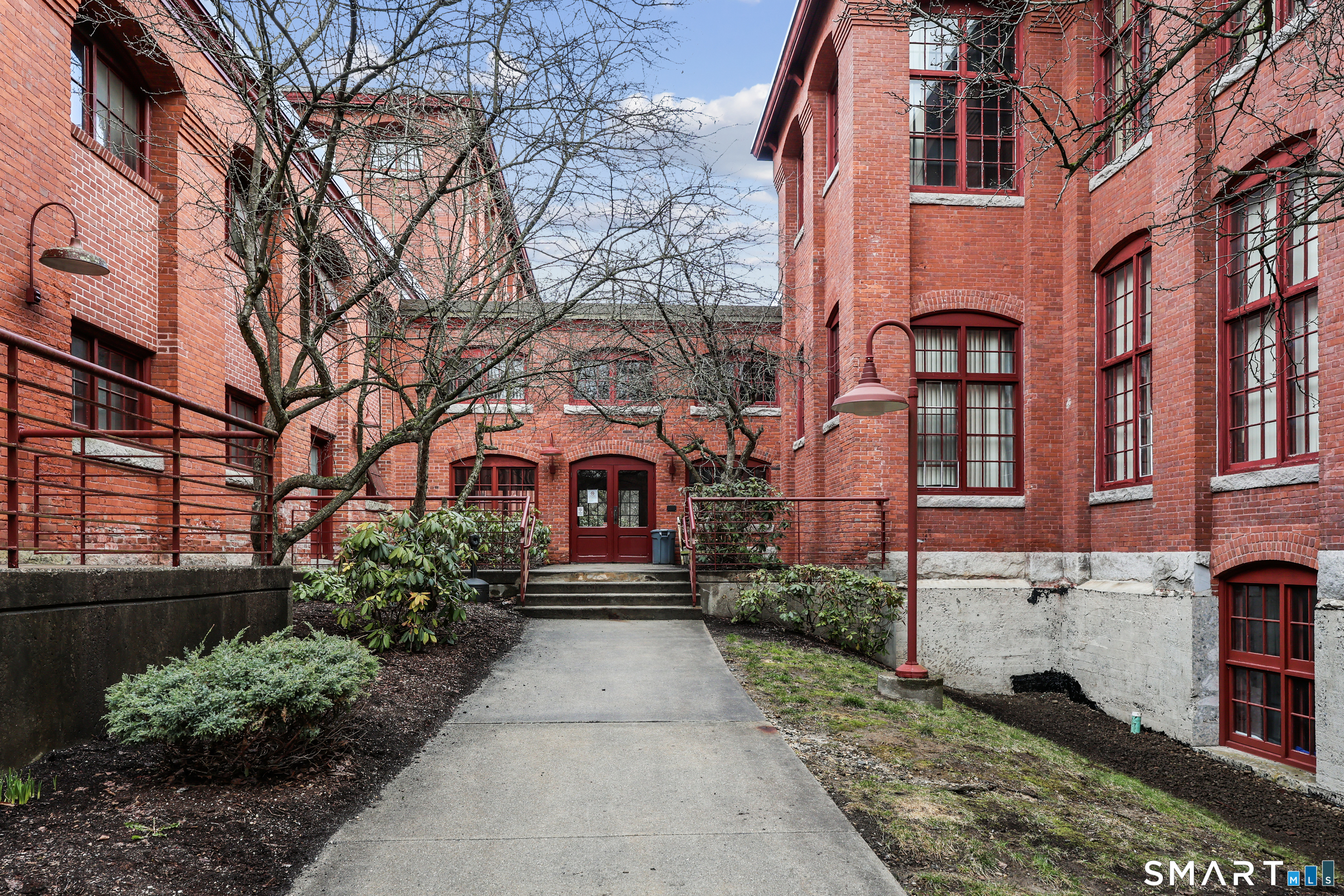 839 Main Street, Unit 99 Torrington, CT 06790 - Photo 4 of 40