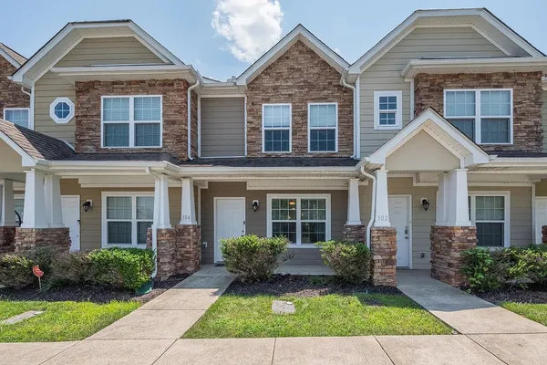 $229,999 | 104 Cobblestone Pl Drive, Goodlettsville, TN 37072