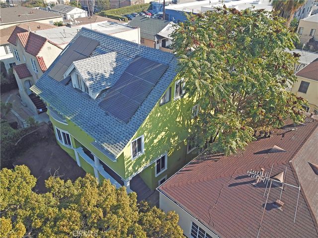 $899,900 | 216 South Lake Street, Los Angeles, CA 90057