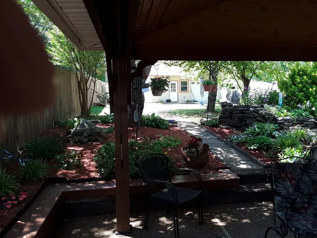 $345,000 | 204 Park Lane, Clarksville, TN 37042