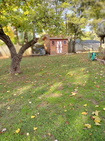 $345,000 | 204 Park Lane, Clarksville, TN 37042