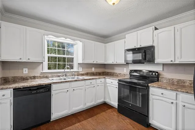 $2,600 | Undisclosed Address, Kennesaw, GA 30144