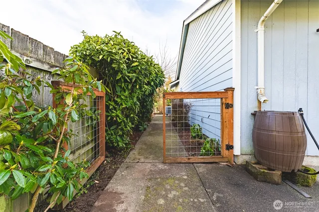 a view of entrance gate of a house