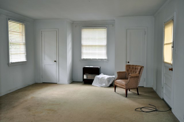 1709 Upper River Road Macon, GA 31211 - Photo 23 of 34 a view of a livingroom with lounge chair and a window