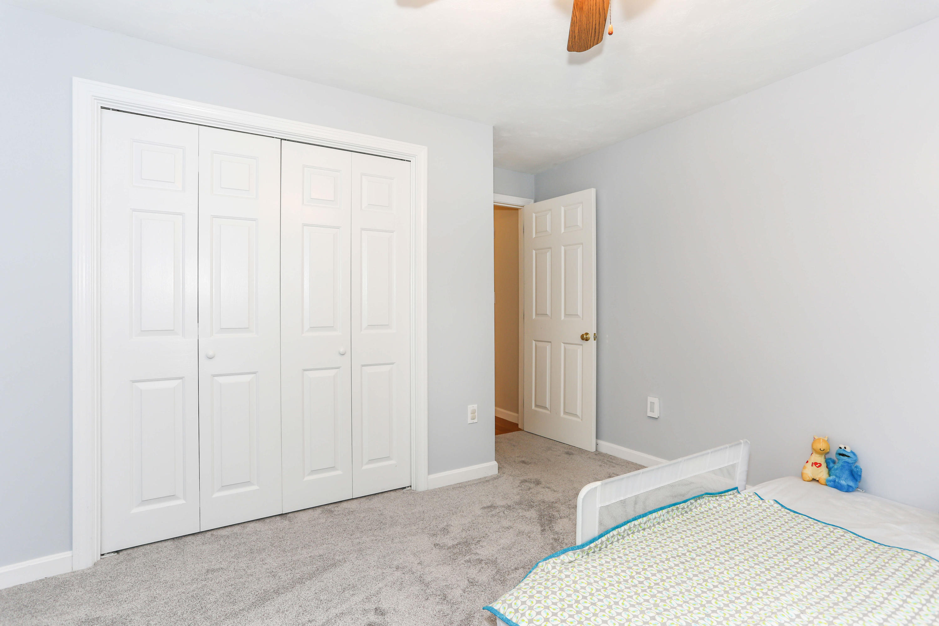 19 Maple Street Mashpee, MA 02649 - Photo 20 of 35 19MapLR-20