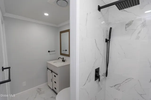 $2,500 | 465 Bruno Street, Schenectady, NY 12306