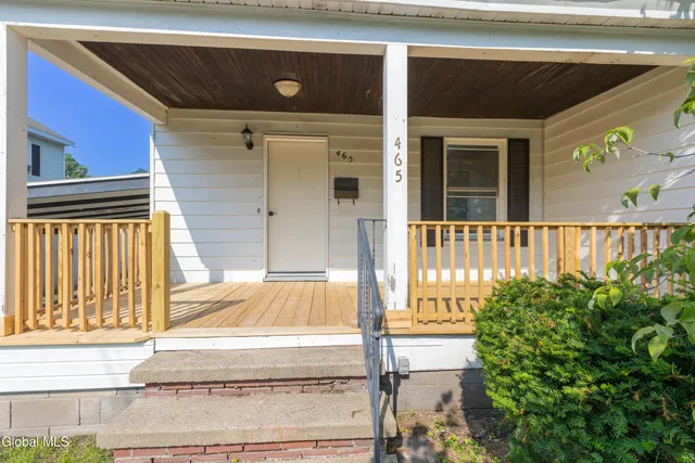 $2,500 | 465 Bruno Street, Schenectady, NY 12306