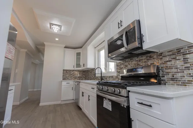 $2,500 | 465 Bruno Street, Schenectady, NY 12306