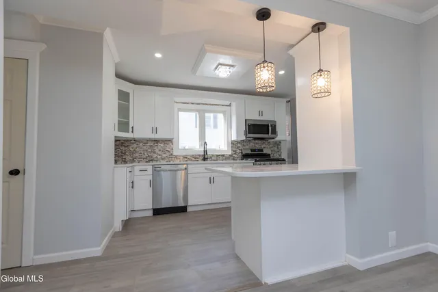 $2,500 | 465 Bruno Street, Schenectady, NY 12306