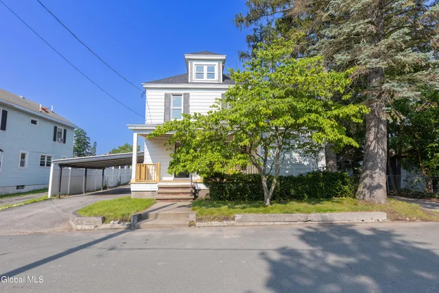 $2,500 | 465 Bruno Street, Schenectady, NY 12306